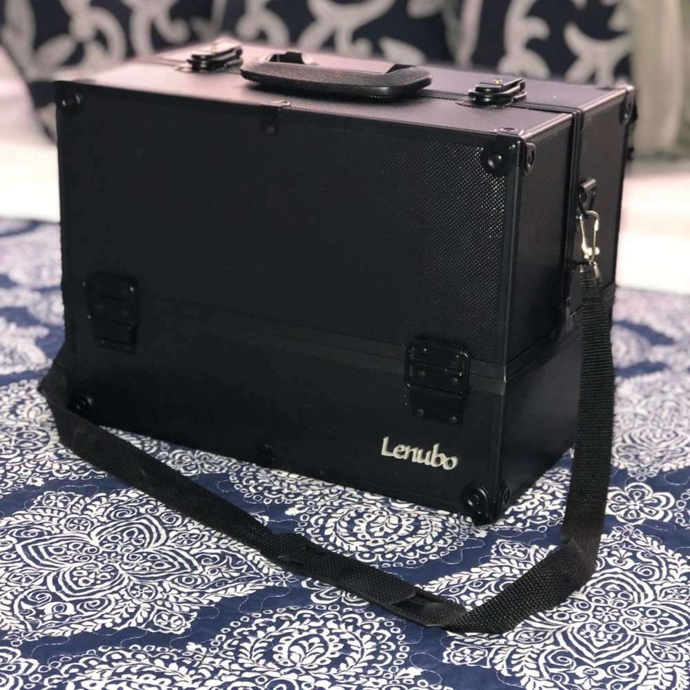 Large Makeup Train Case - Amazing Quality!